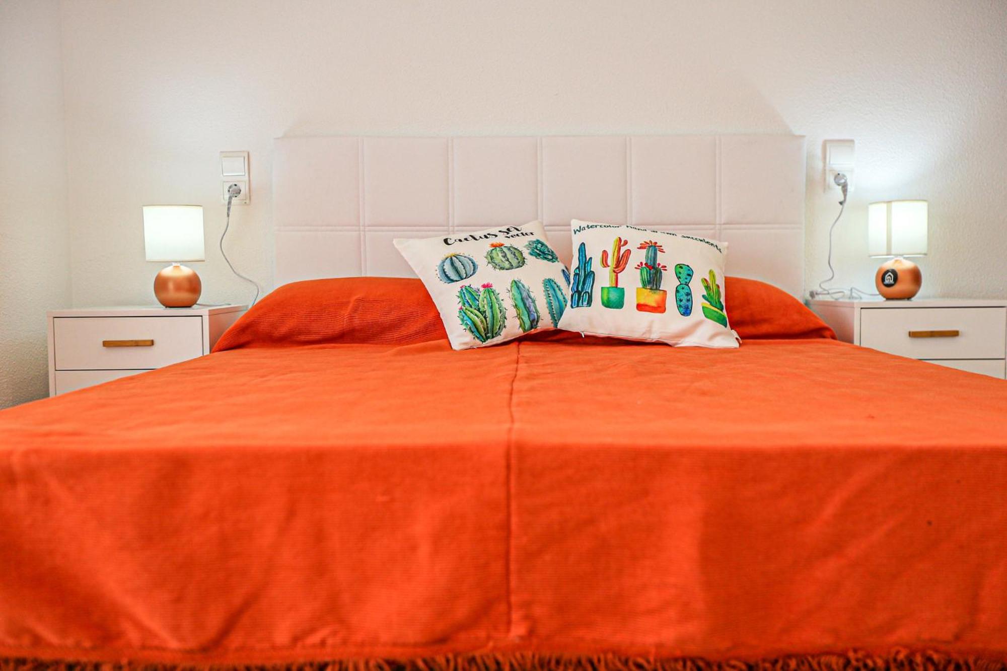 Aquarium - Only Families Apartment Cambrils Bagian luar foto