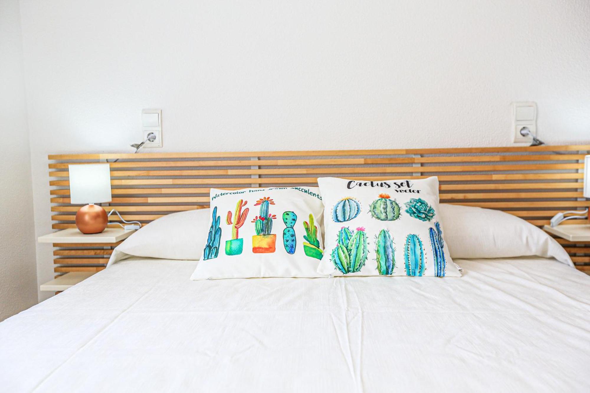 Aquarium - Only Families Apartment Cambrils Bagian luar foto