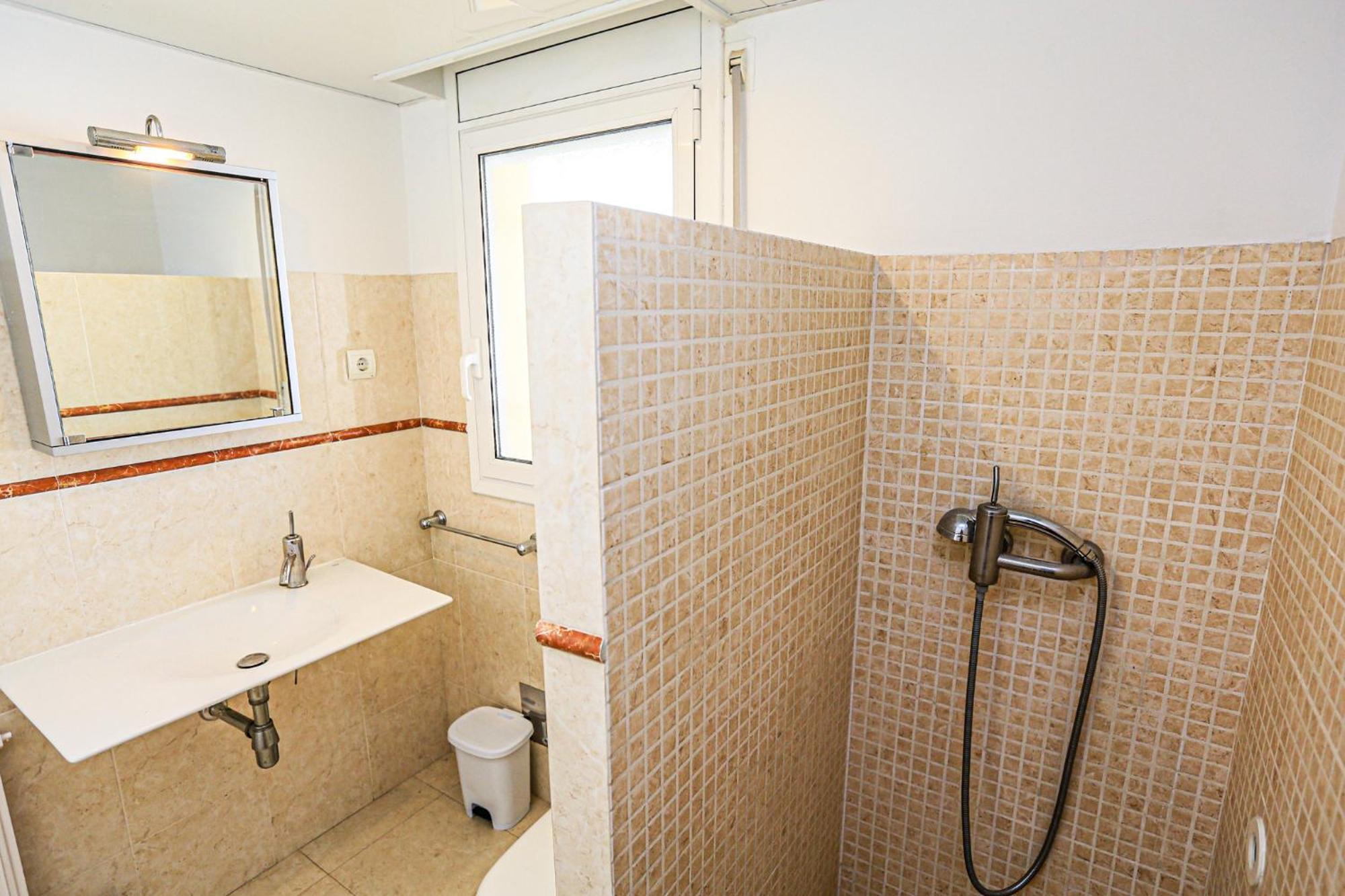 Aquarium - Only Families Apartment Cambrils Bagian luar foto